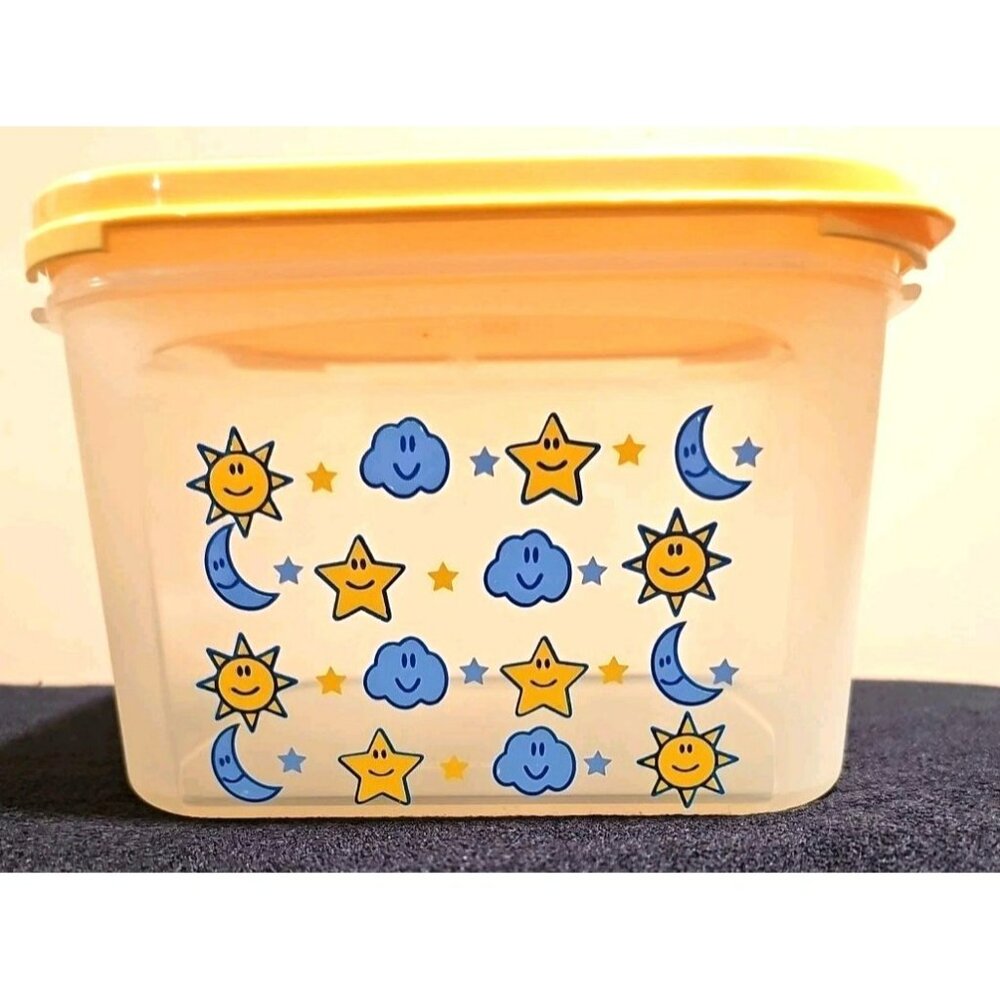 RARE Tupperware Nursery Design Modular Mates Square #2 Yellow Seal Nursery Baby